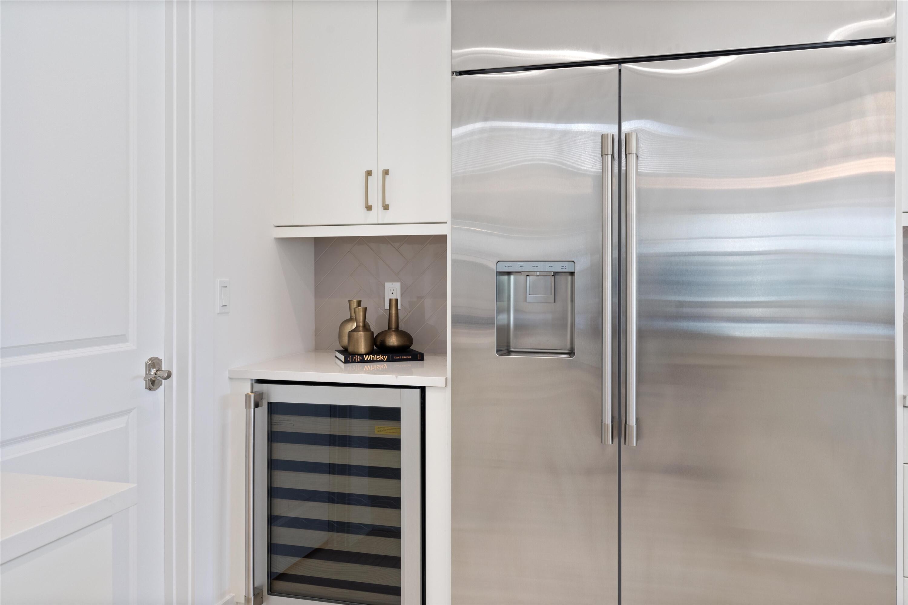 ARTISTRY - Residential Lease