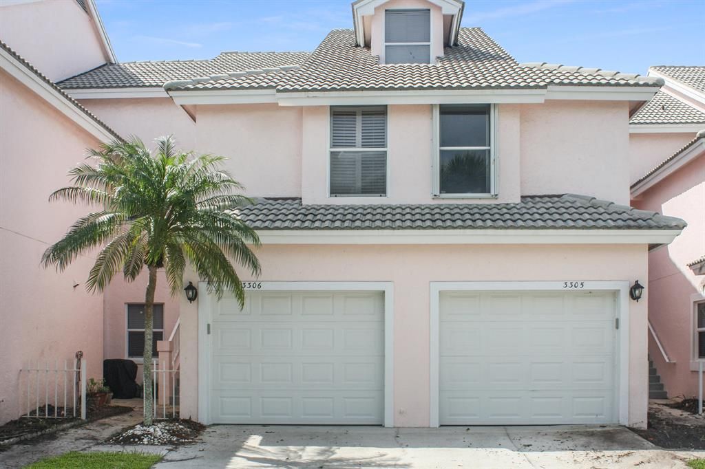 Photo of 3306 Fairway Drive N #3306, Jupiter, FL 33477 (MLS # R10730371)