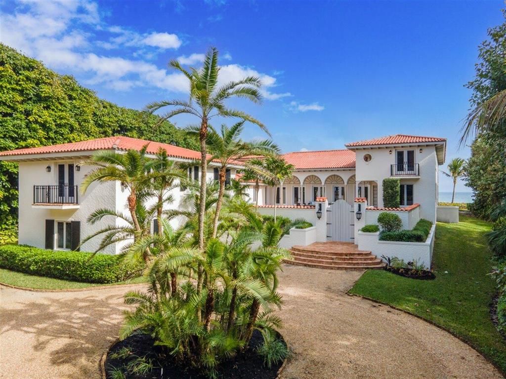 Photo of 119 S Beach Road, Hobe Sound, FL 33455 (MLS # R10766207)