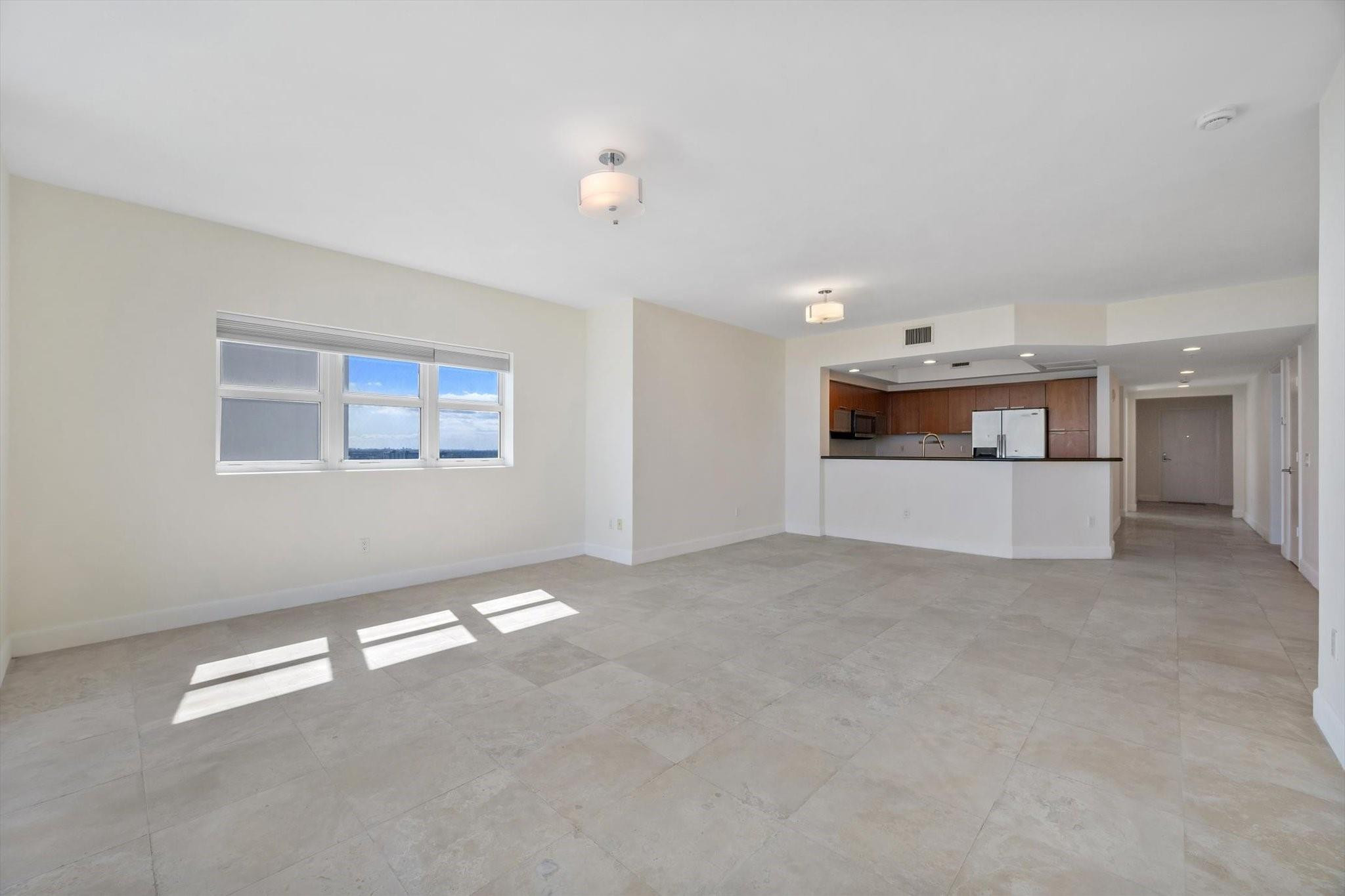 THE OAKS I CONDO - Residential