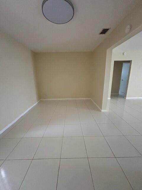 PALM BEACH LEISUREVILLE SEC 10 - Residential Lease