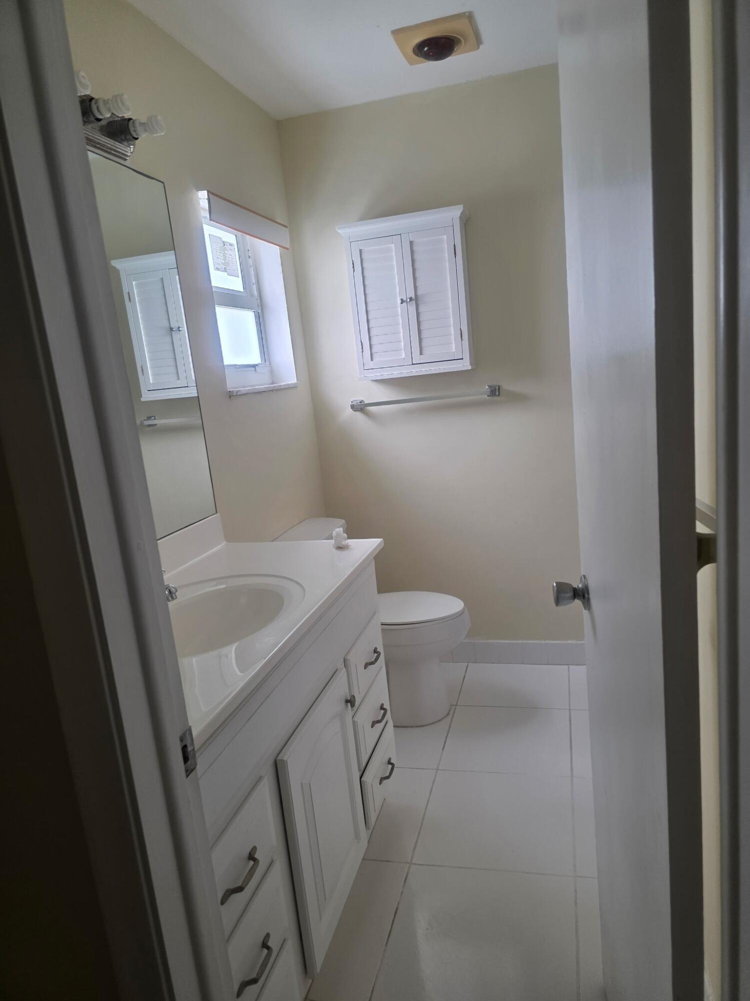 PALM BEACH LEISUREVILLE SEC 10 - Residential Lease