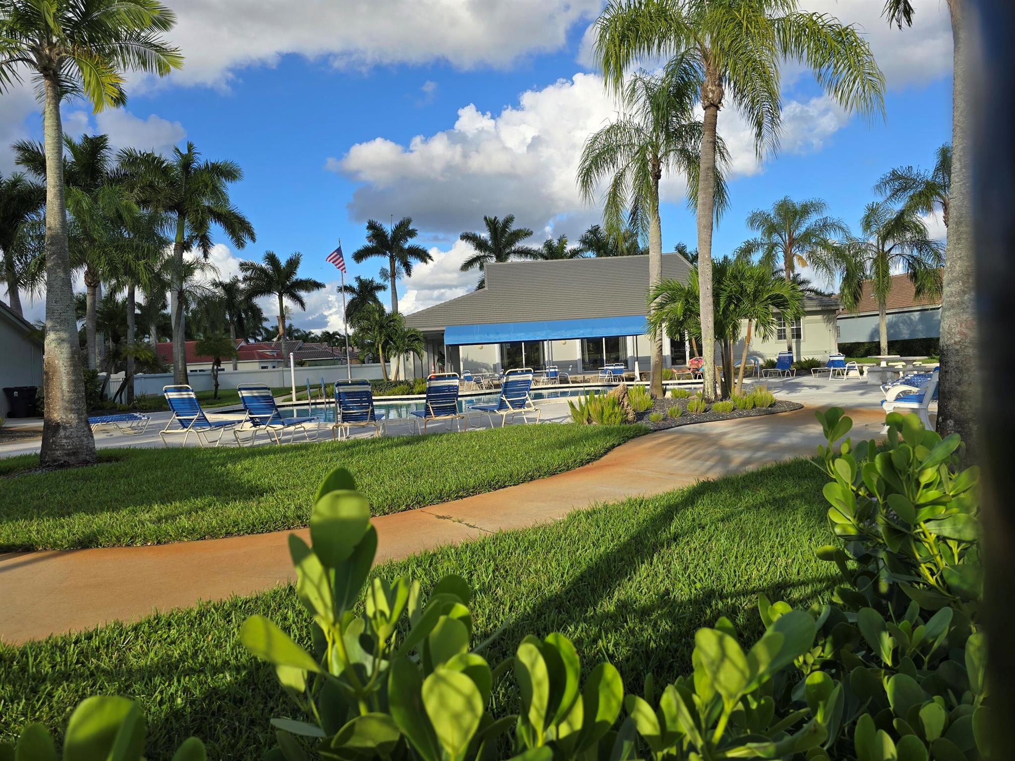 FAIRFIELDS LACUNA 1-A - Residential Lease