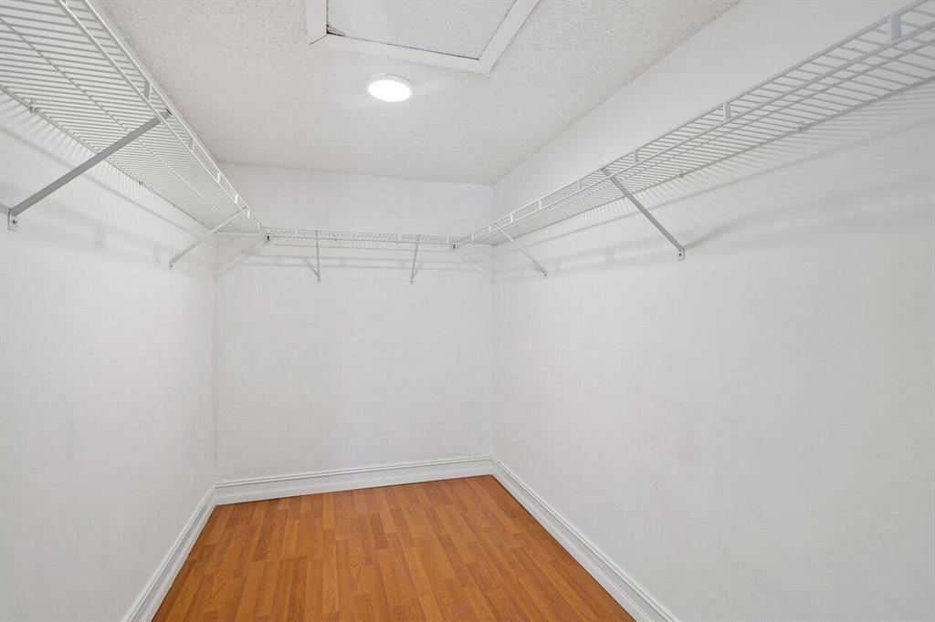 Pine Ridge At Delray Beac - Residential Lease