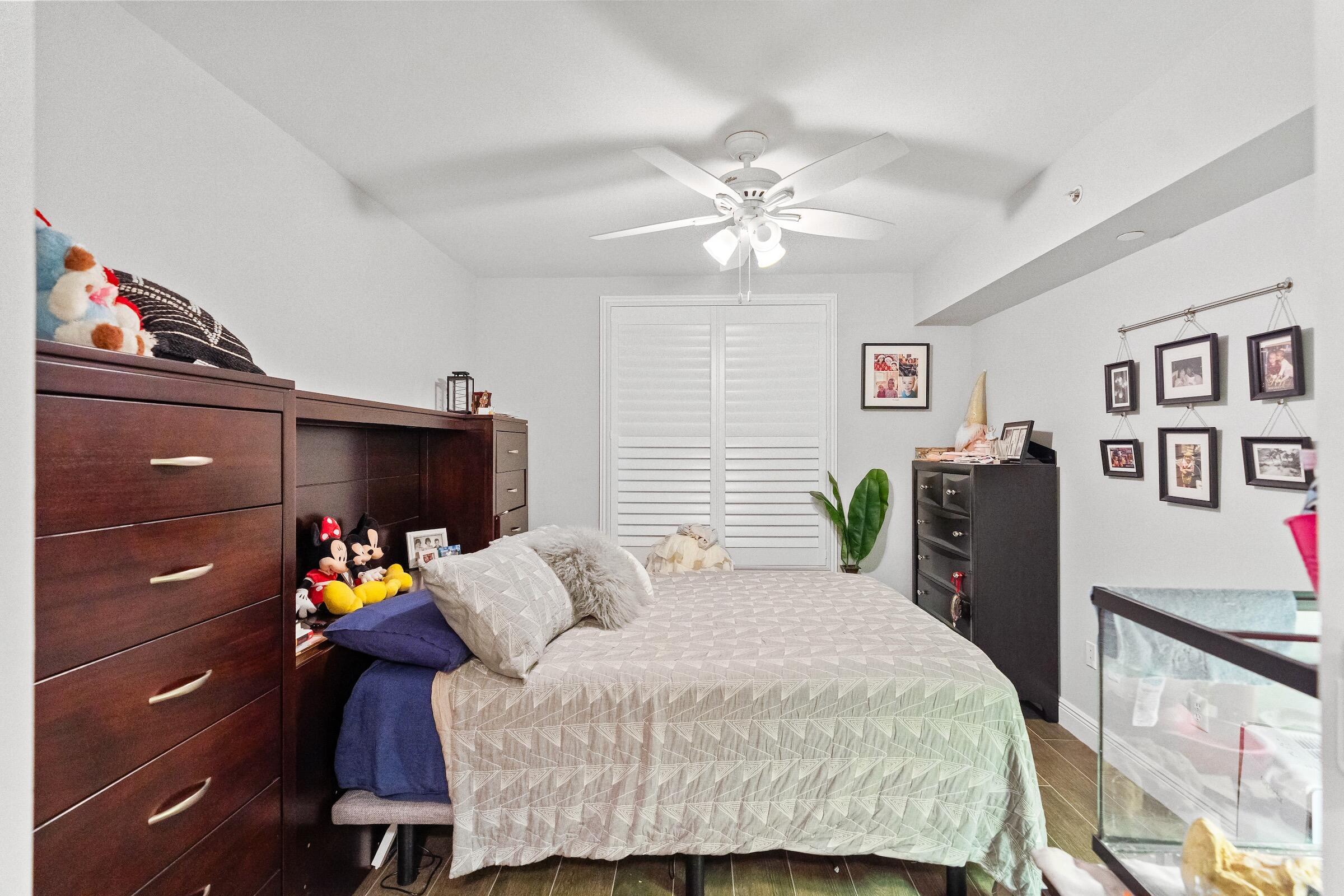 TOSCANO CONDO - Residential