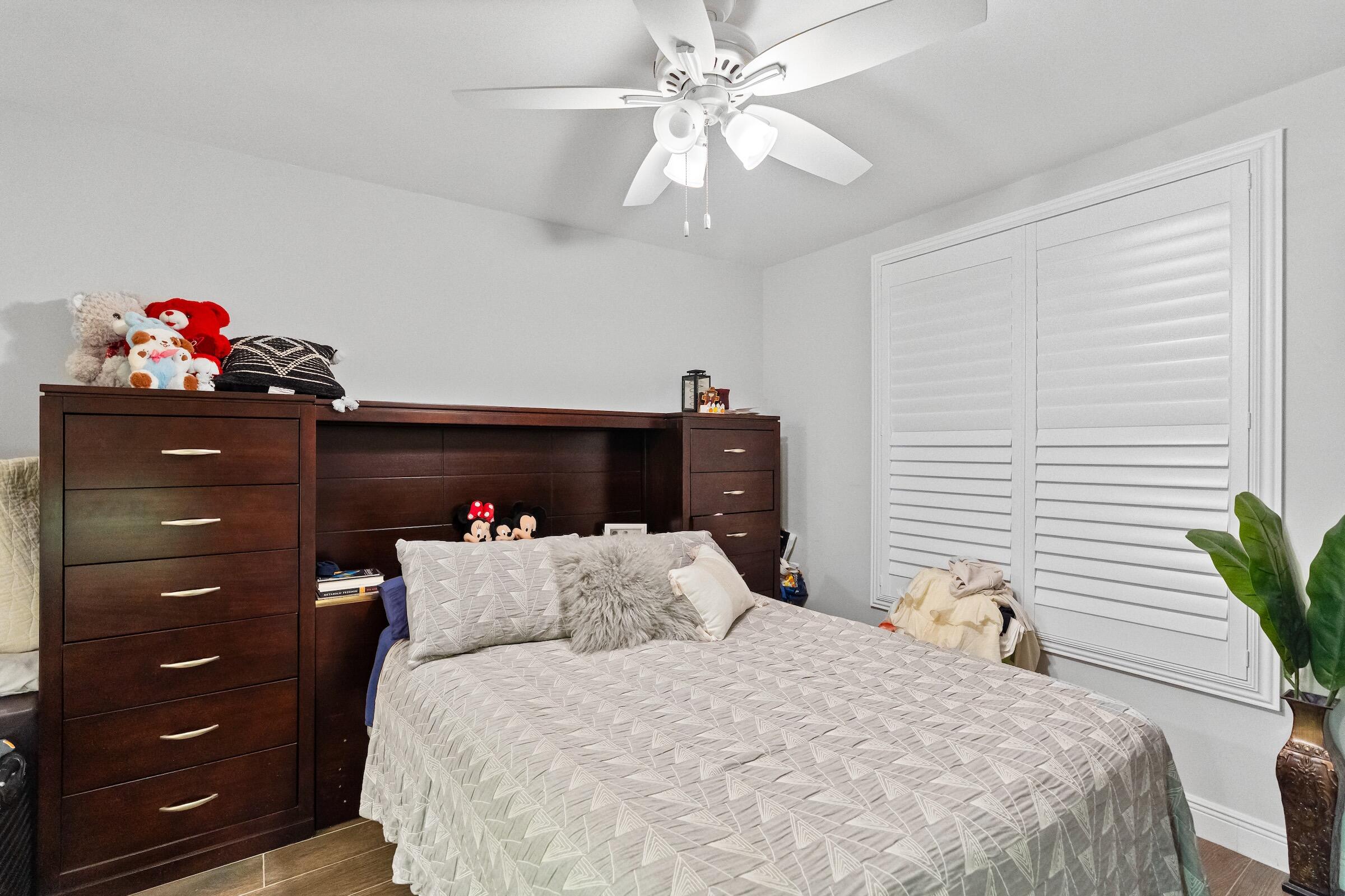 TOSCANO CONDO - Residential