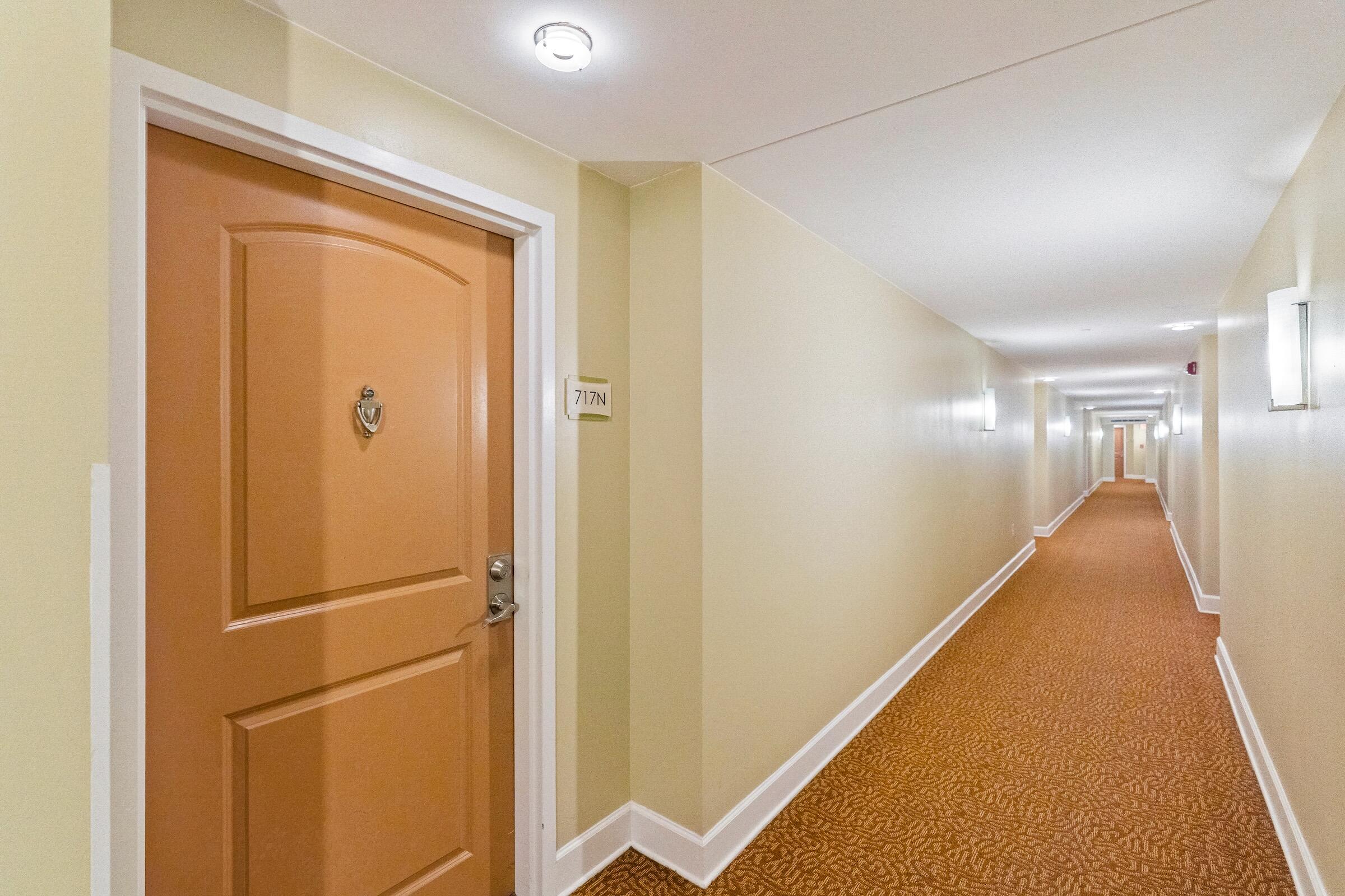 TOSCANO CONDO - Residential