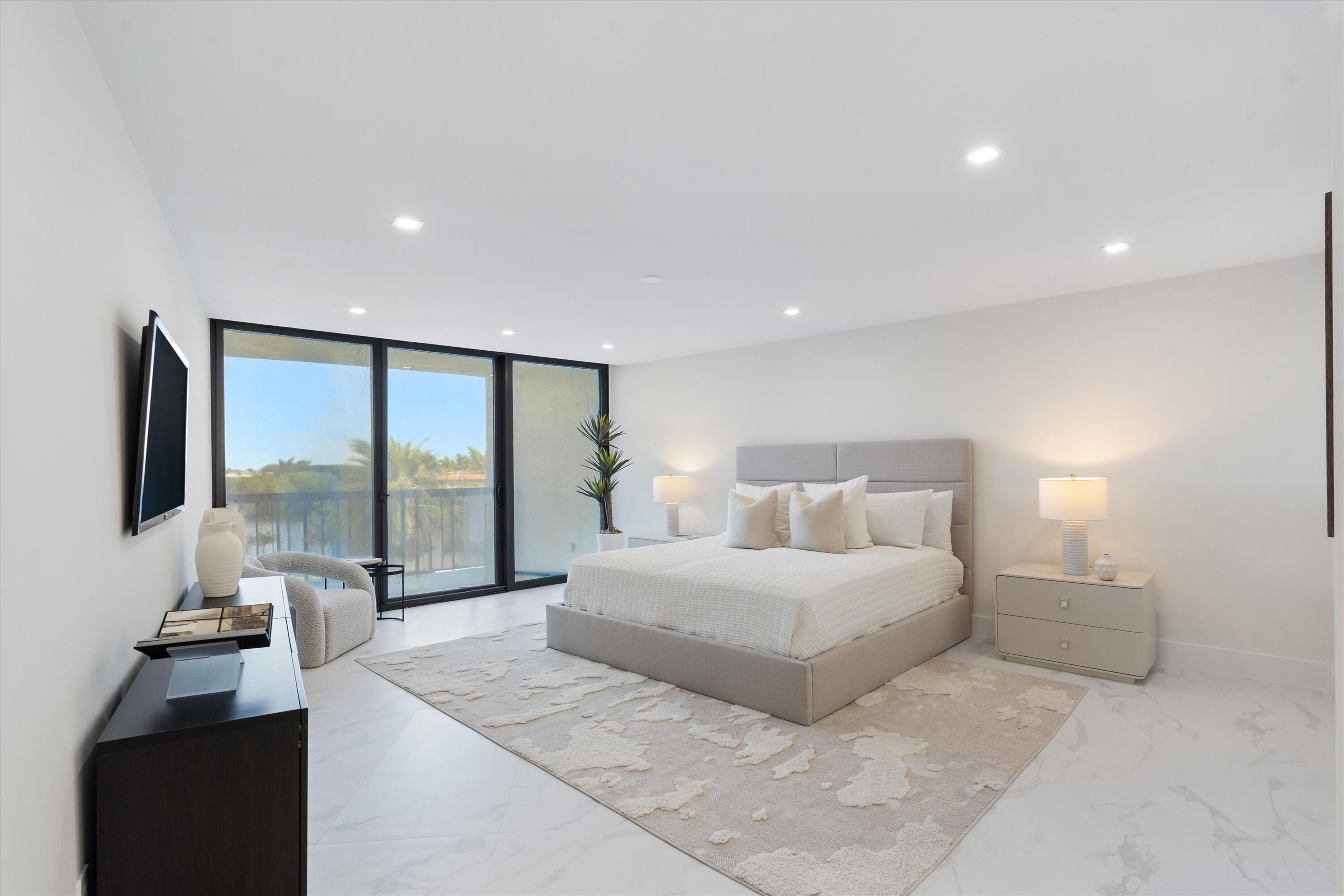 BRAEMAR ISLE CONDO - Residential