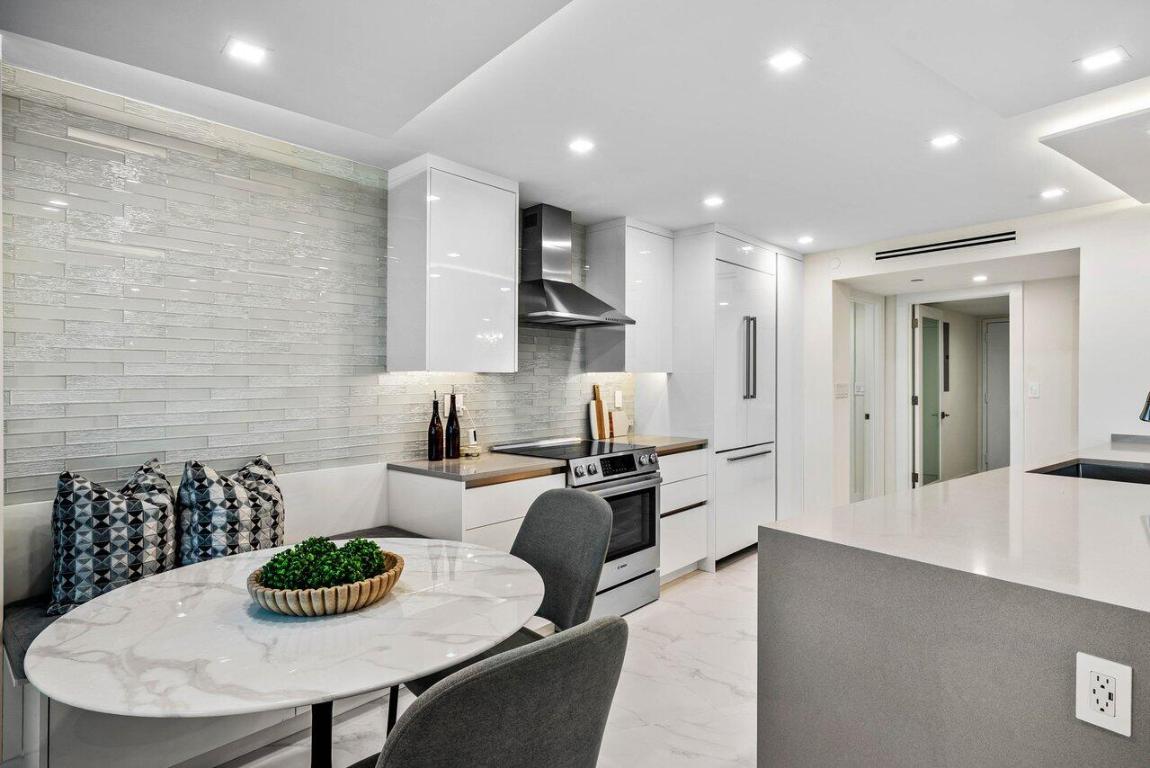 BRAEMAR ISLE CONDO - Residential