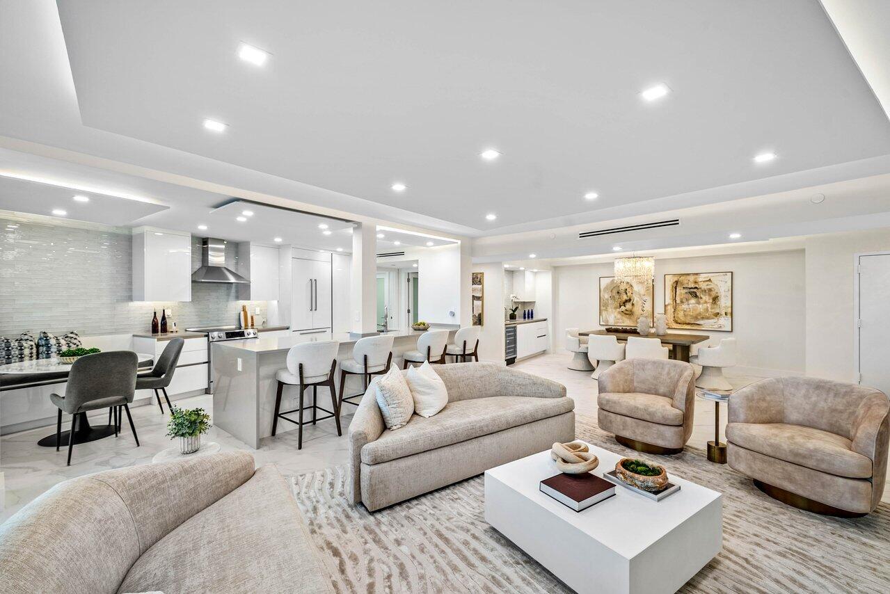 BRAEMAR ISLE CONDO - Residential