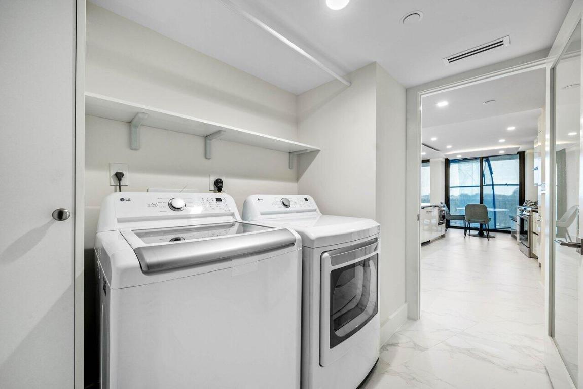 BRAEMAR ISLE CONDO - Residential