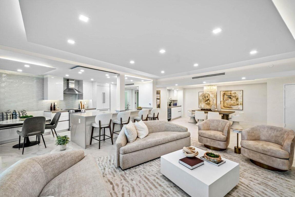 BRAEMAR ISLE CONDO - Residential