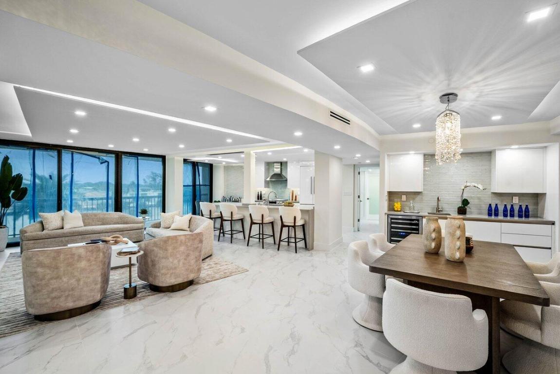 BRAEMAR ISLE CONDO - Residential