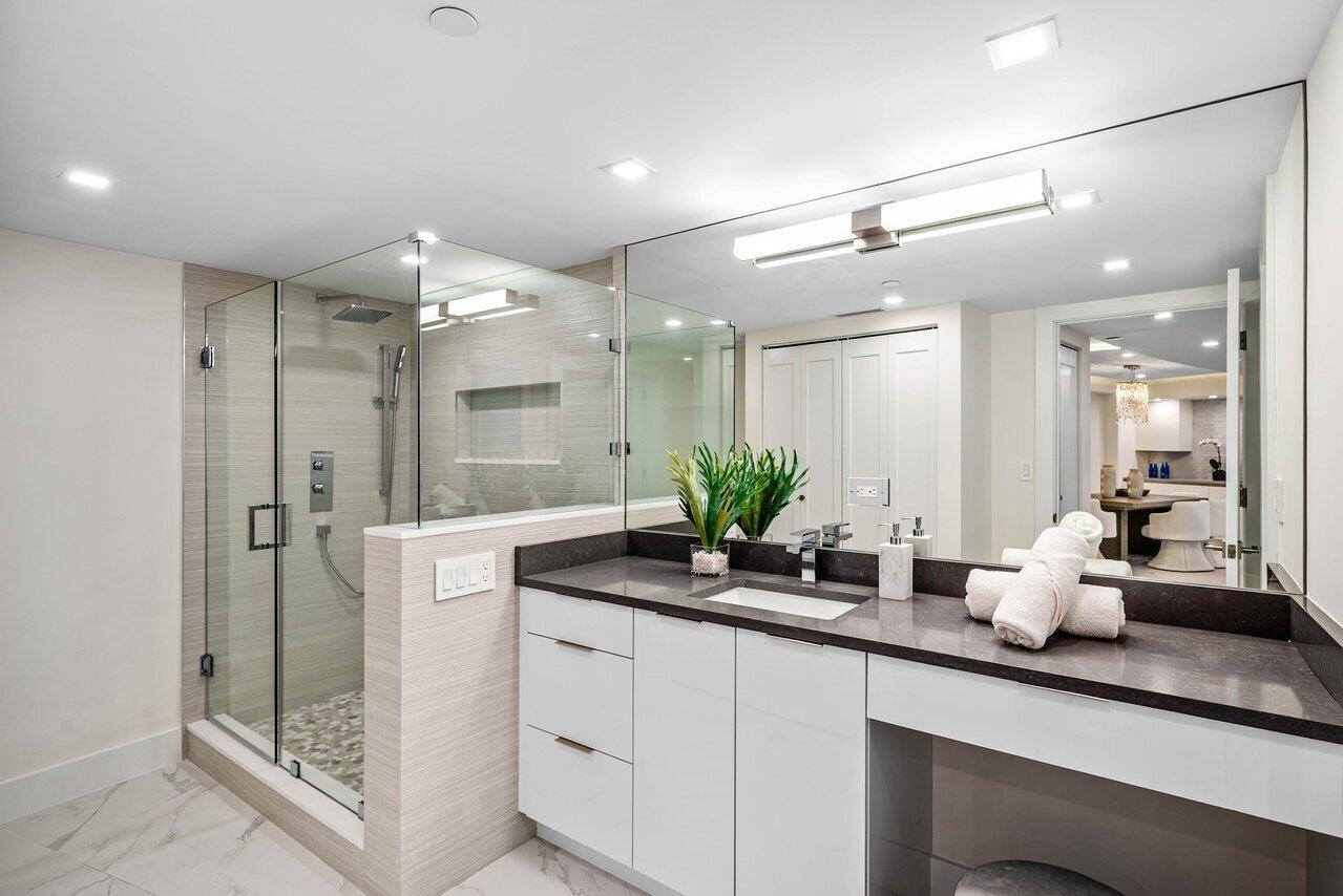 BRAEMAR ISLE CONDO - Residential