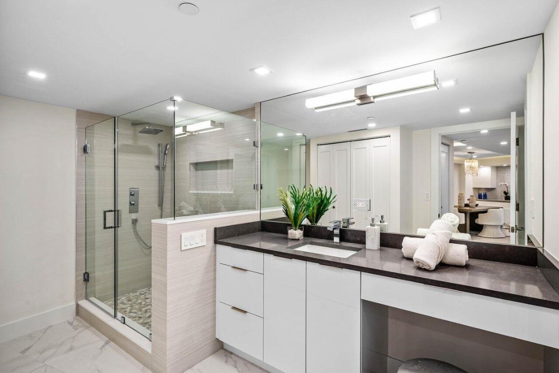 BRAEMAR ISLE CONDO - Residential