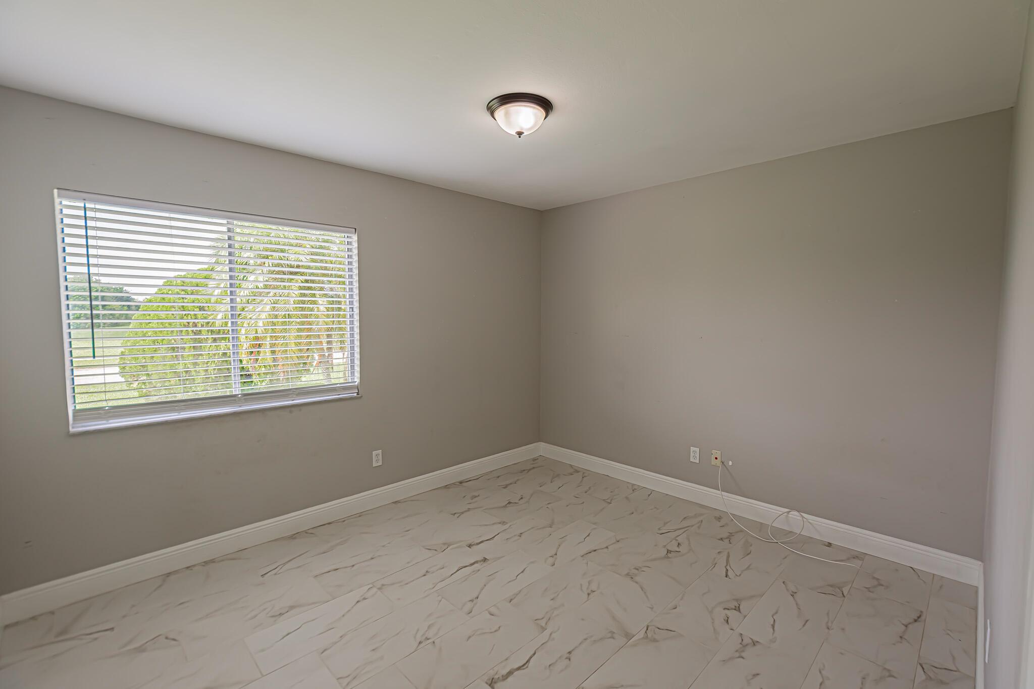 PARKS EDGE - Residential