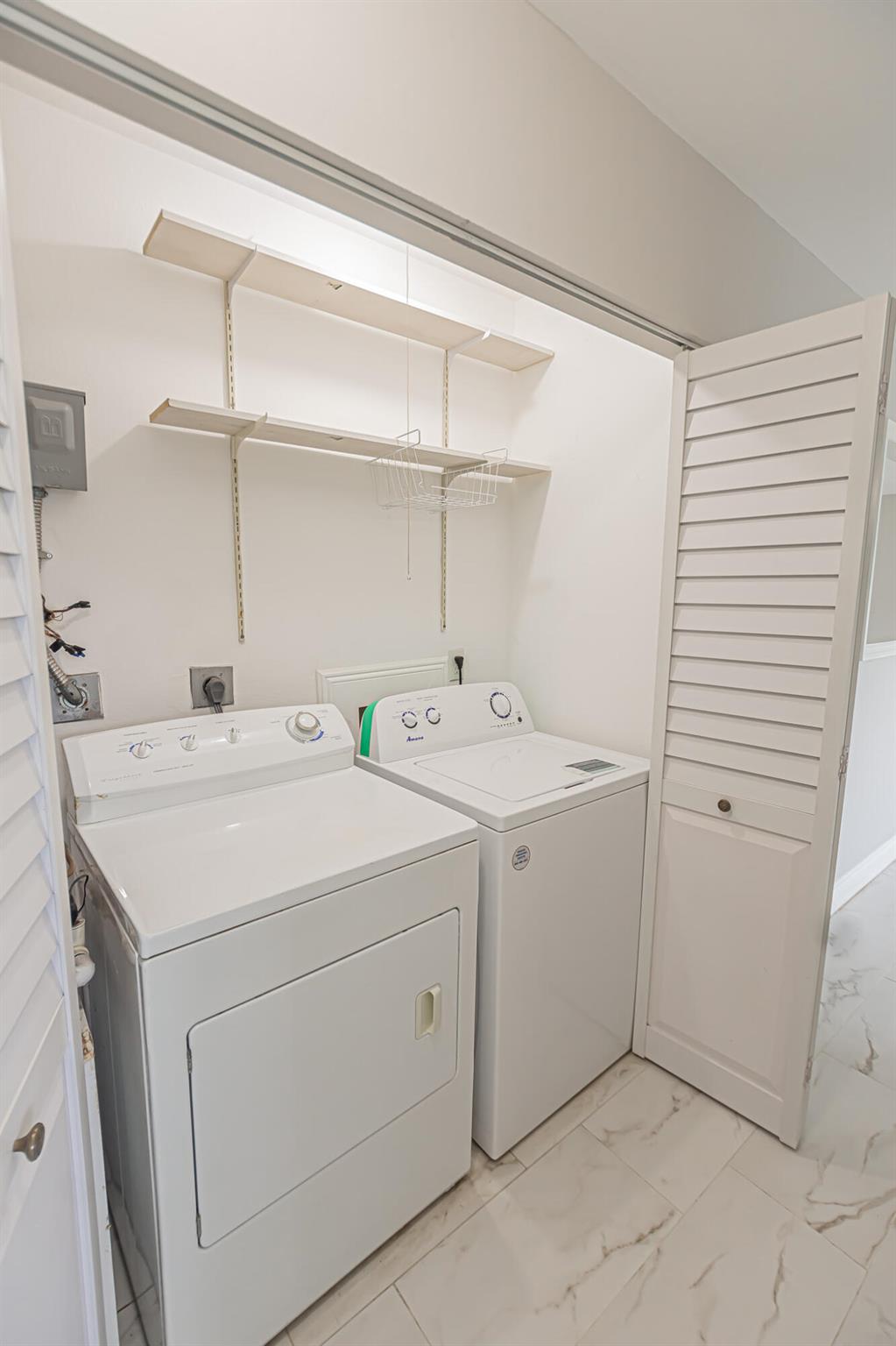 PARKS EDGE - Residential