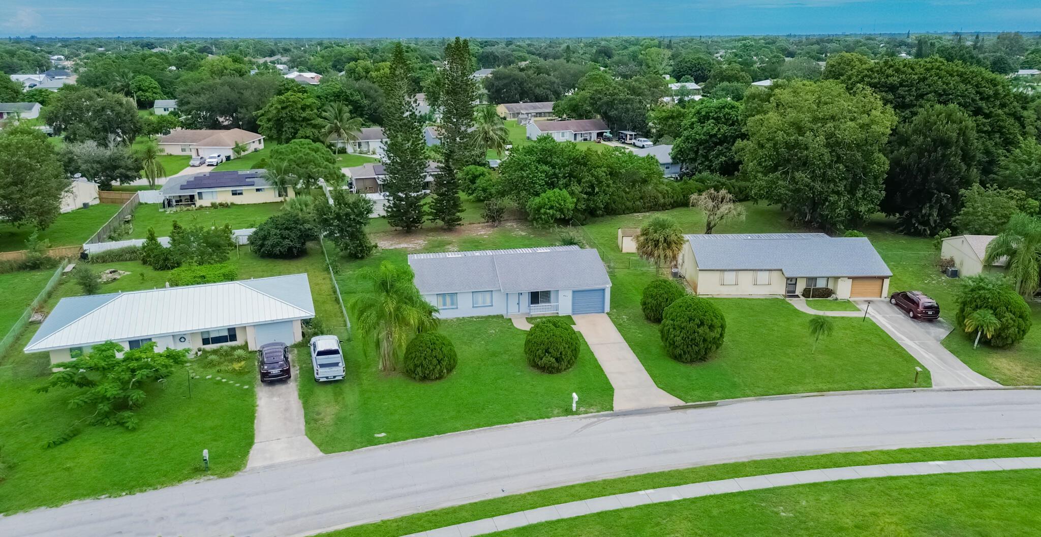 PARKS EDGE - Residential