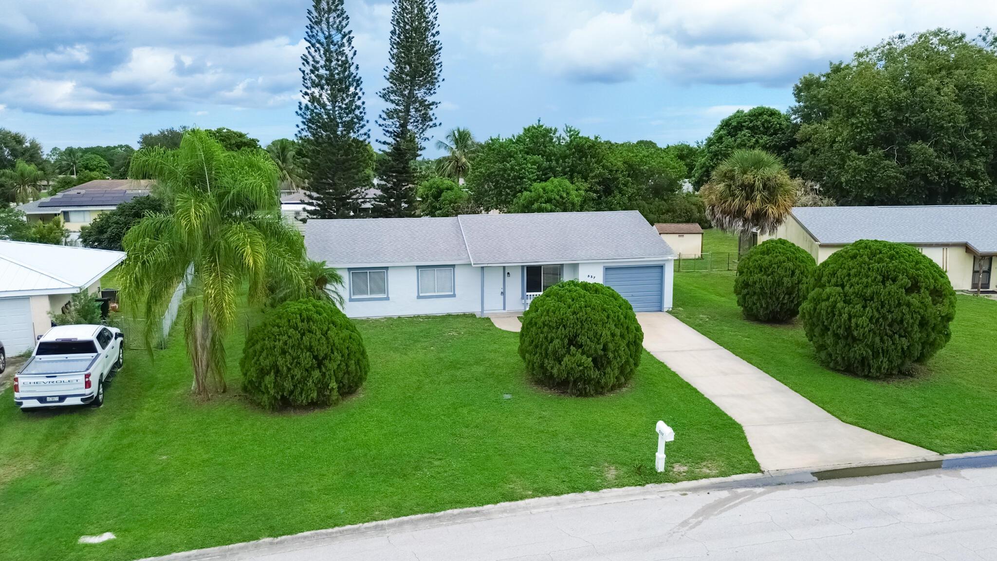 PARKS EDGE - Residential