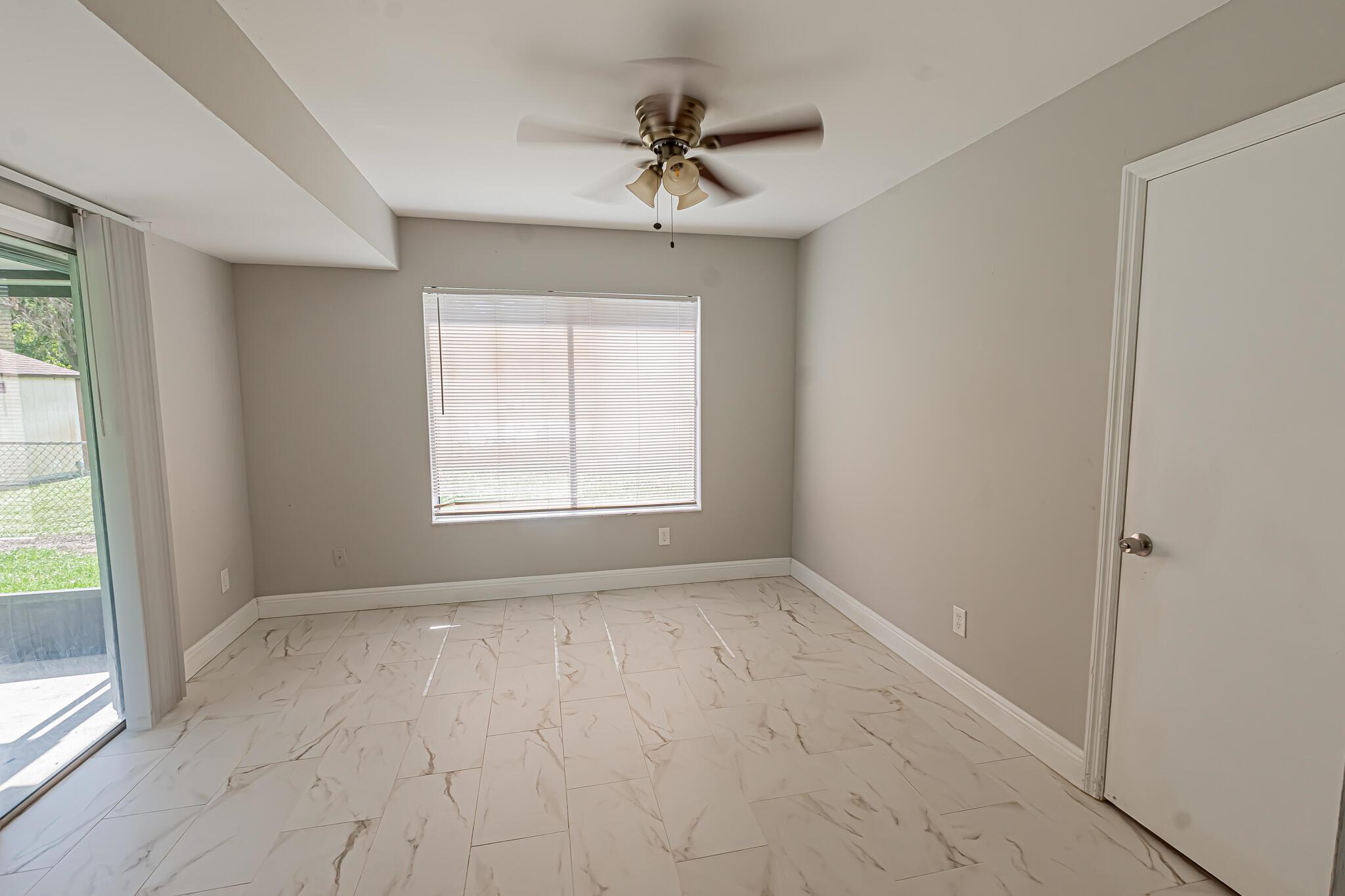 PARKS EDGE - Residential