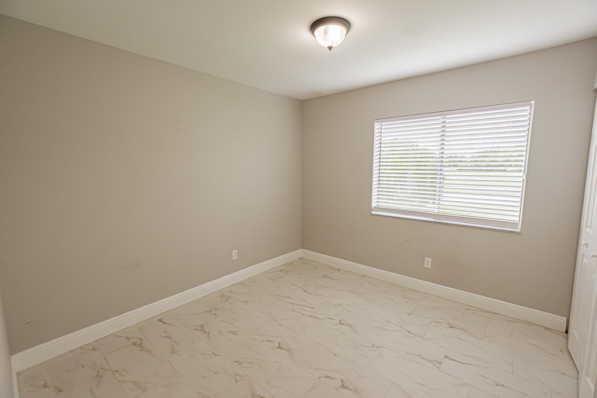 PARKS EDGE - Residential