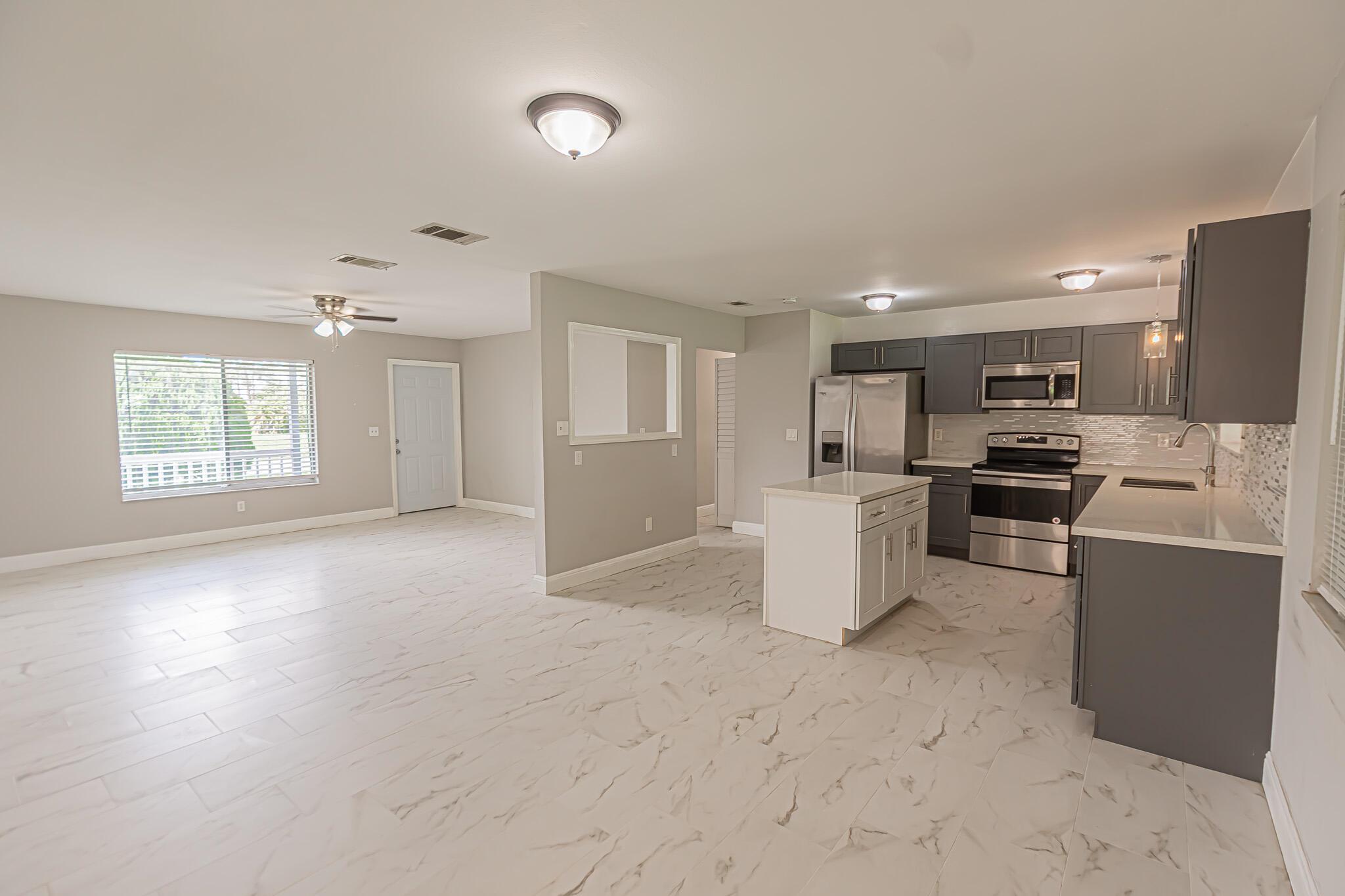 PARKS EDGE - Residential