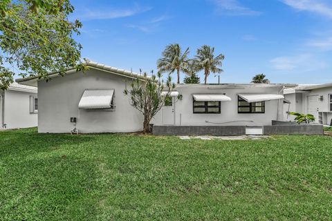 Tiny photo for 6812 NW 74th Place, Tamarac, FL 33321 (MLS # B26037377)