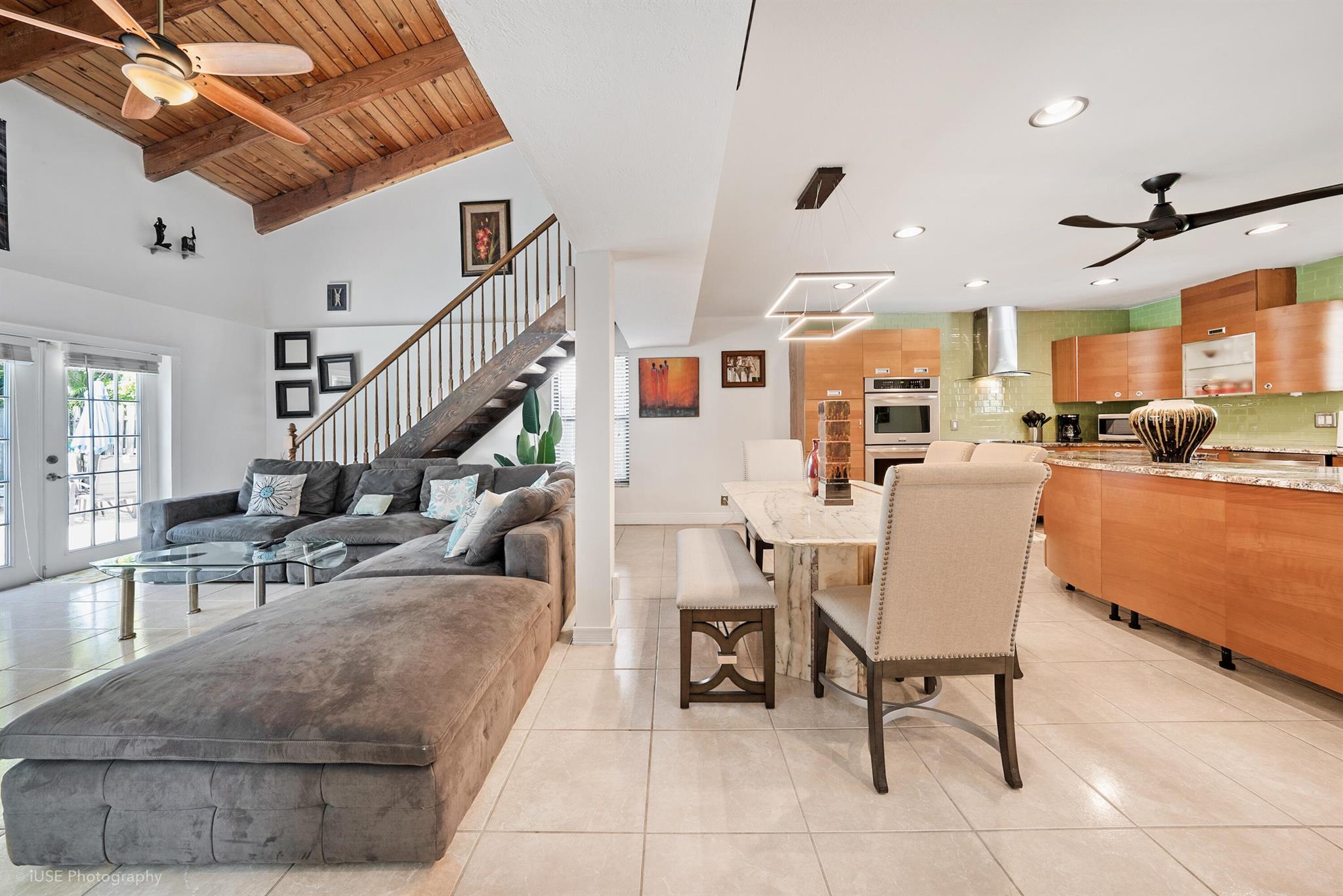 SOUTHRIDGE - Residential