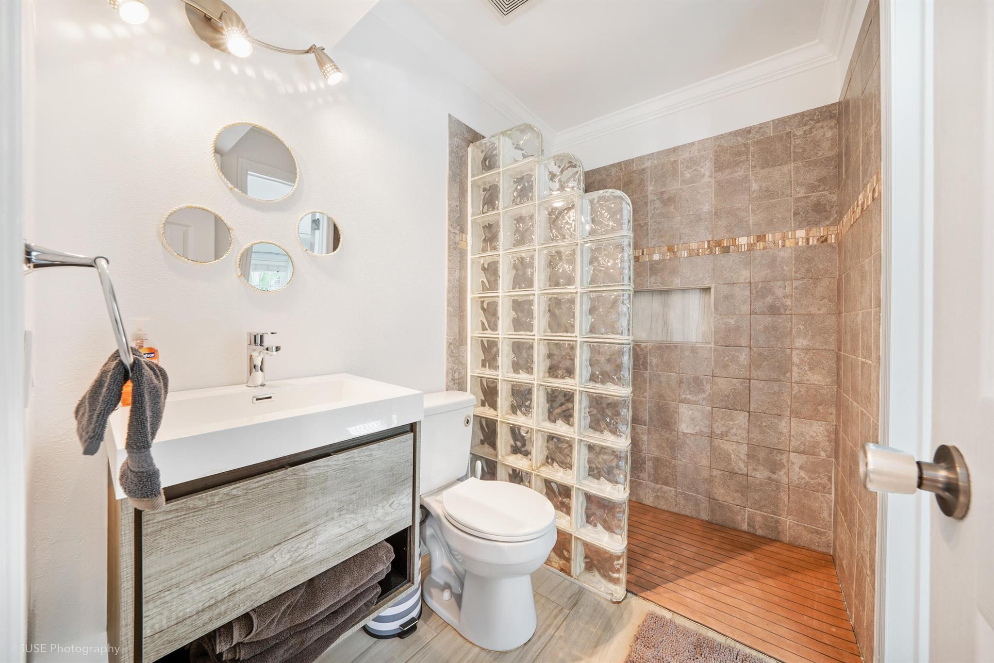 SOUTHRIDGE - Residential