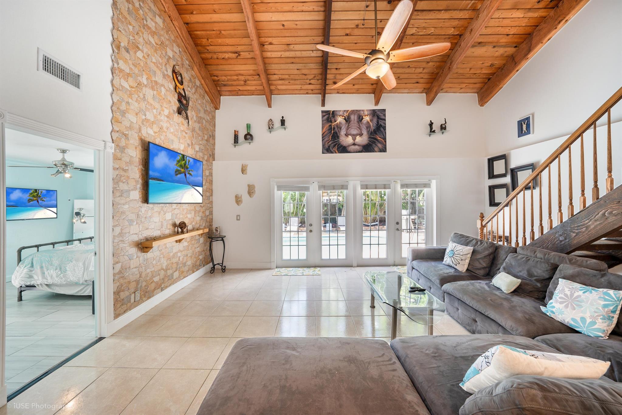 SOUTHRIDGE - Residential