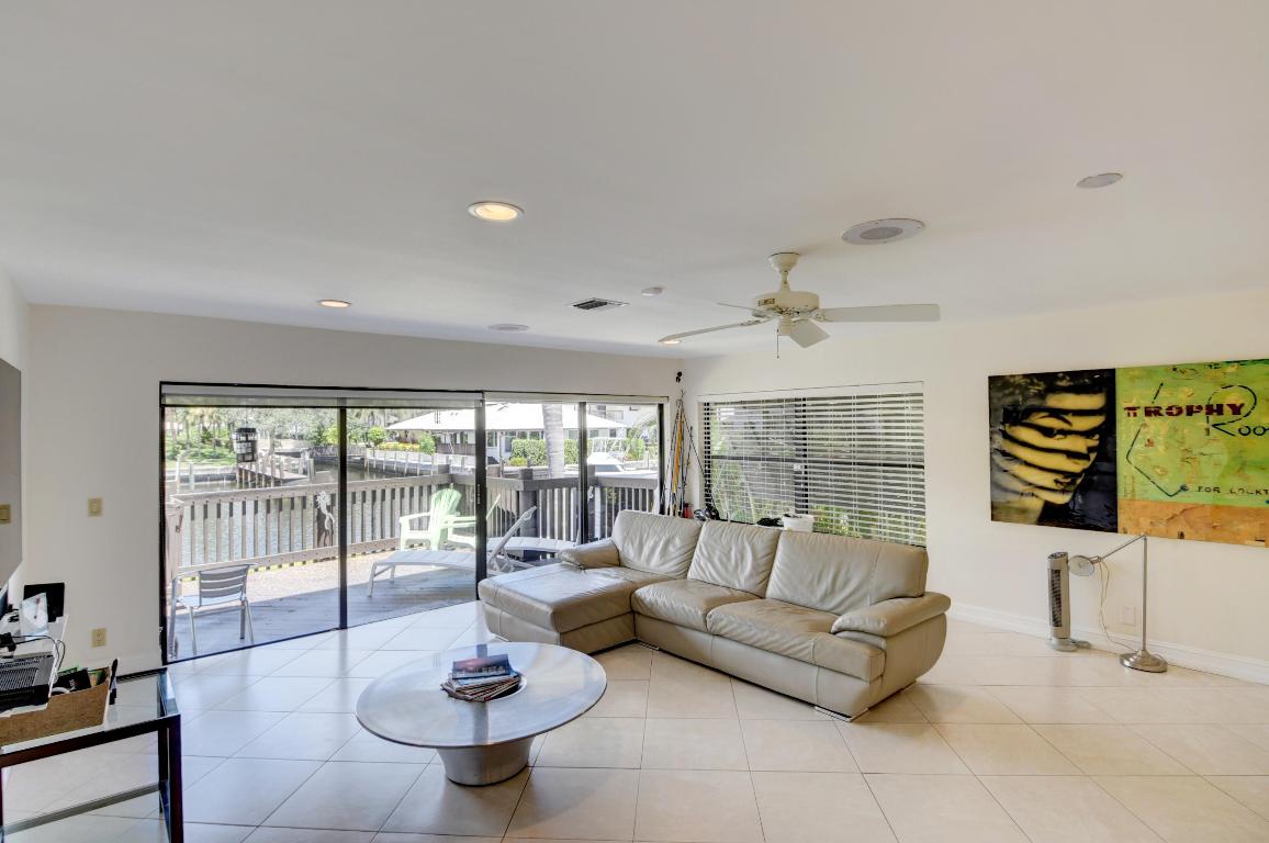 BOCA MARINA - Residential Lease