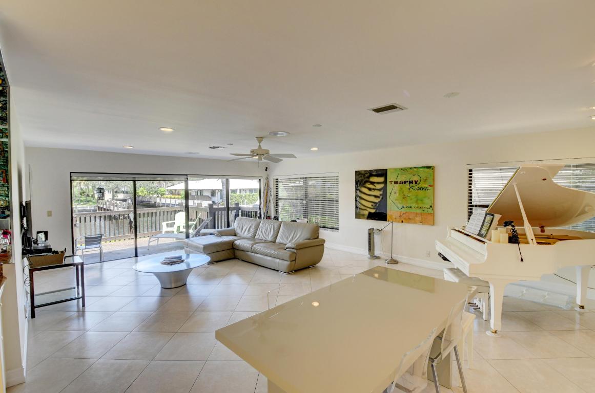 BOCA MARINA - Residential Lease