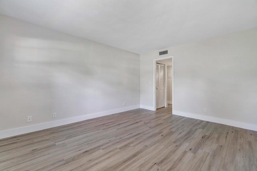 FIRST ENCOUNTER CONDO - Residential Lease