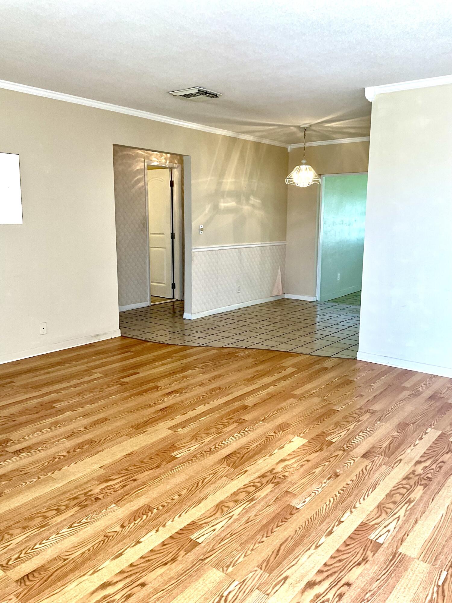 PALM BEACH LEISUREVILLE SEC 2 - Residential