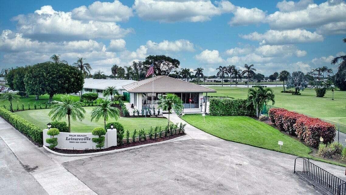 PALM BEACH LEISUREVILLE SEC 2 - Residential