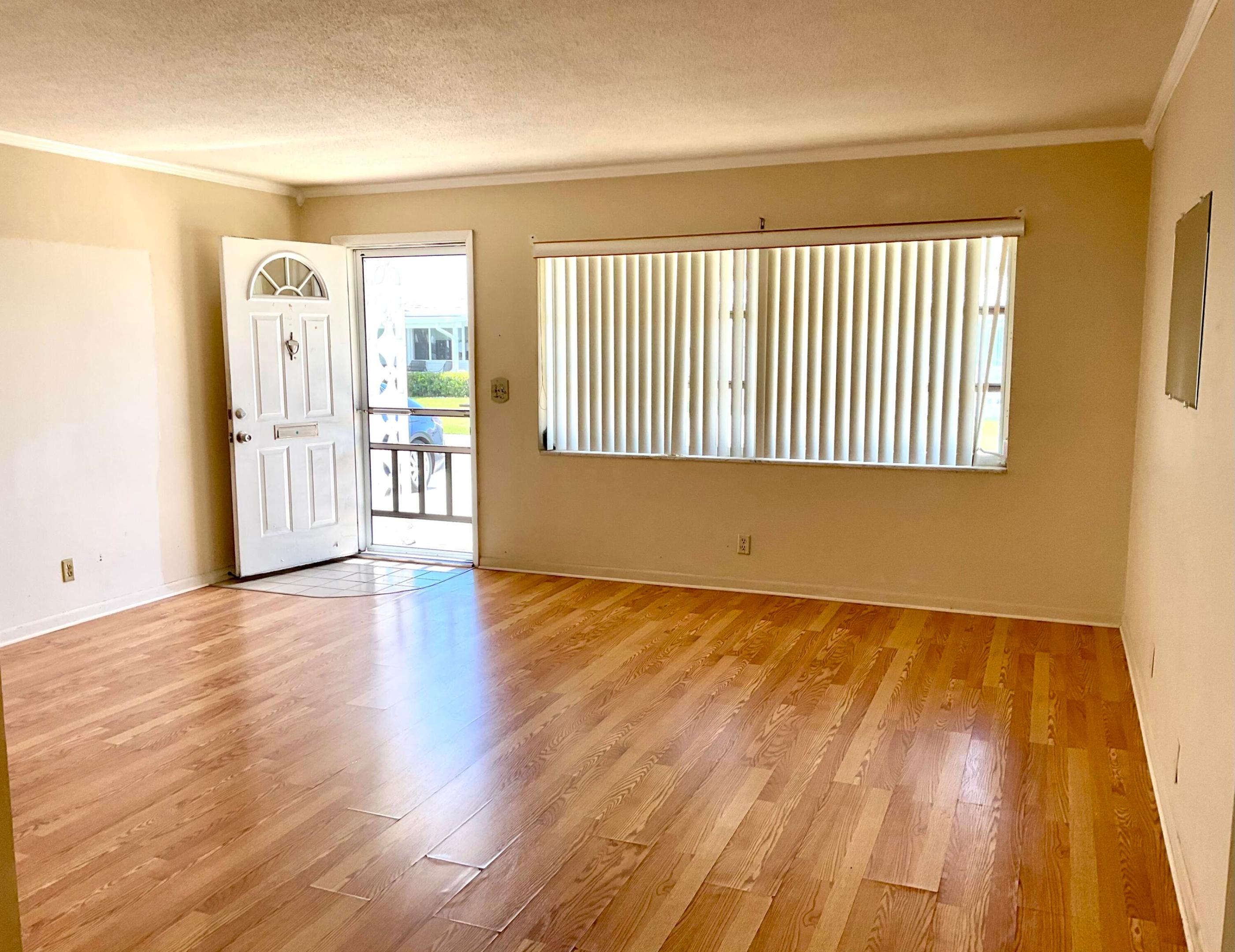 PALM BEACH LEISUREVILLE SEC 2 - Residential
