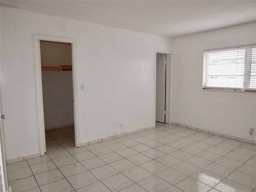 BEVERLY HILLS CONDO 1 - Residential