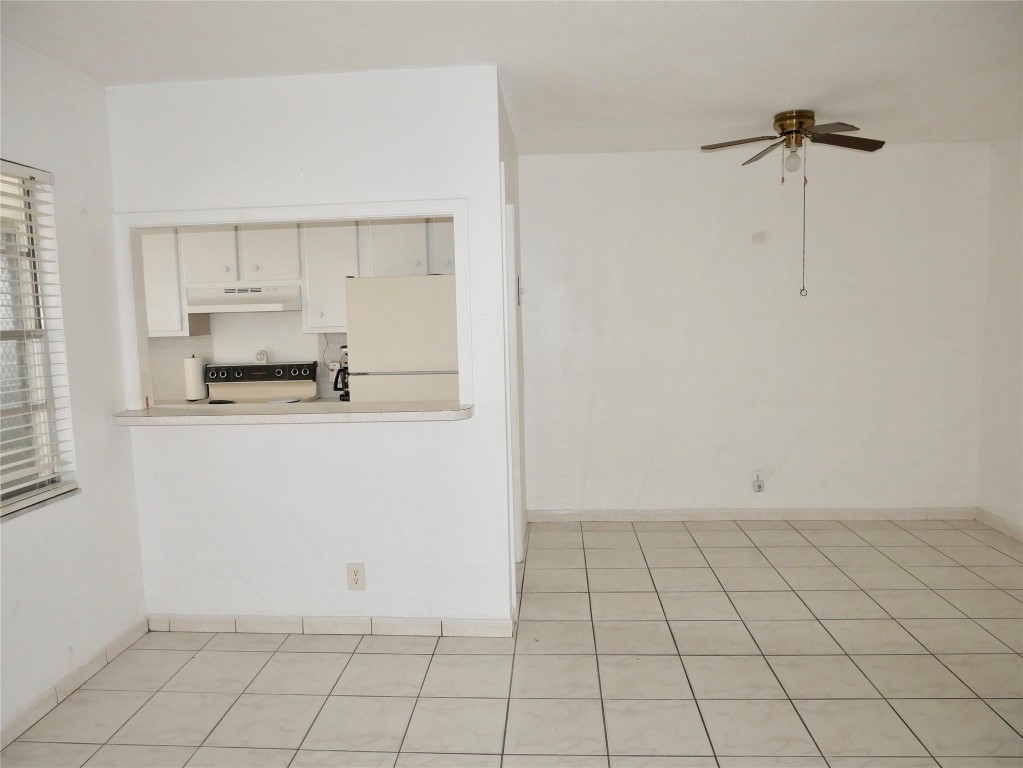 BEVERLY HILLS CONDO 1 - Residential