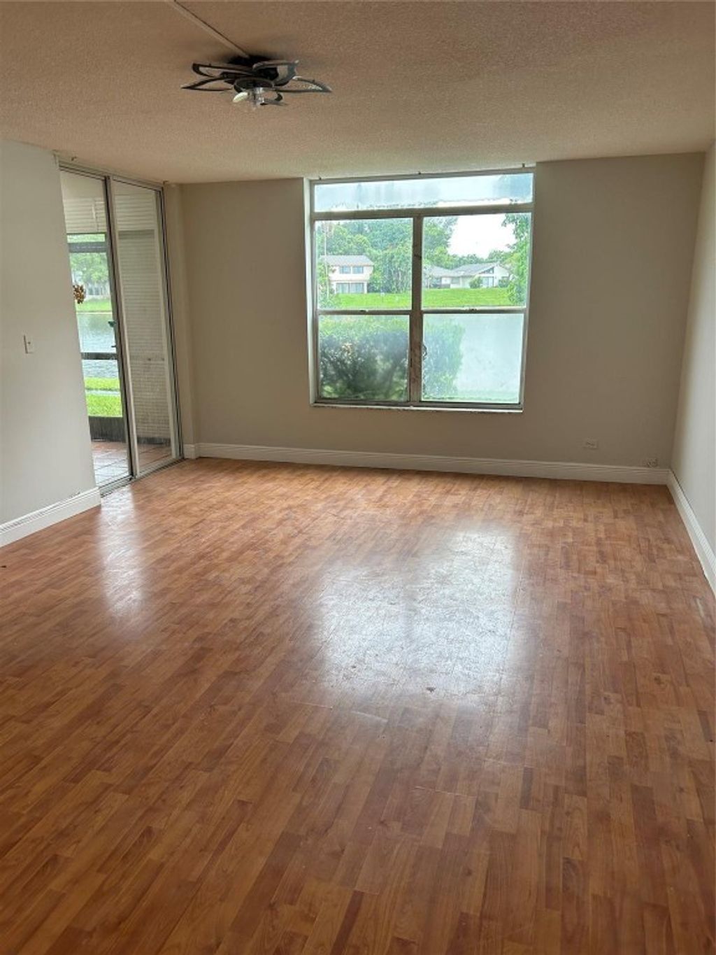 Photo of 3710 Inverrary Drive #1L, Lauderhill, FL 33319 (MLS # F10459619)