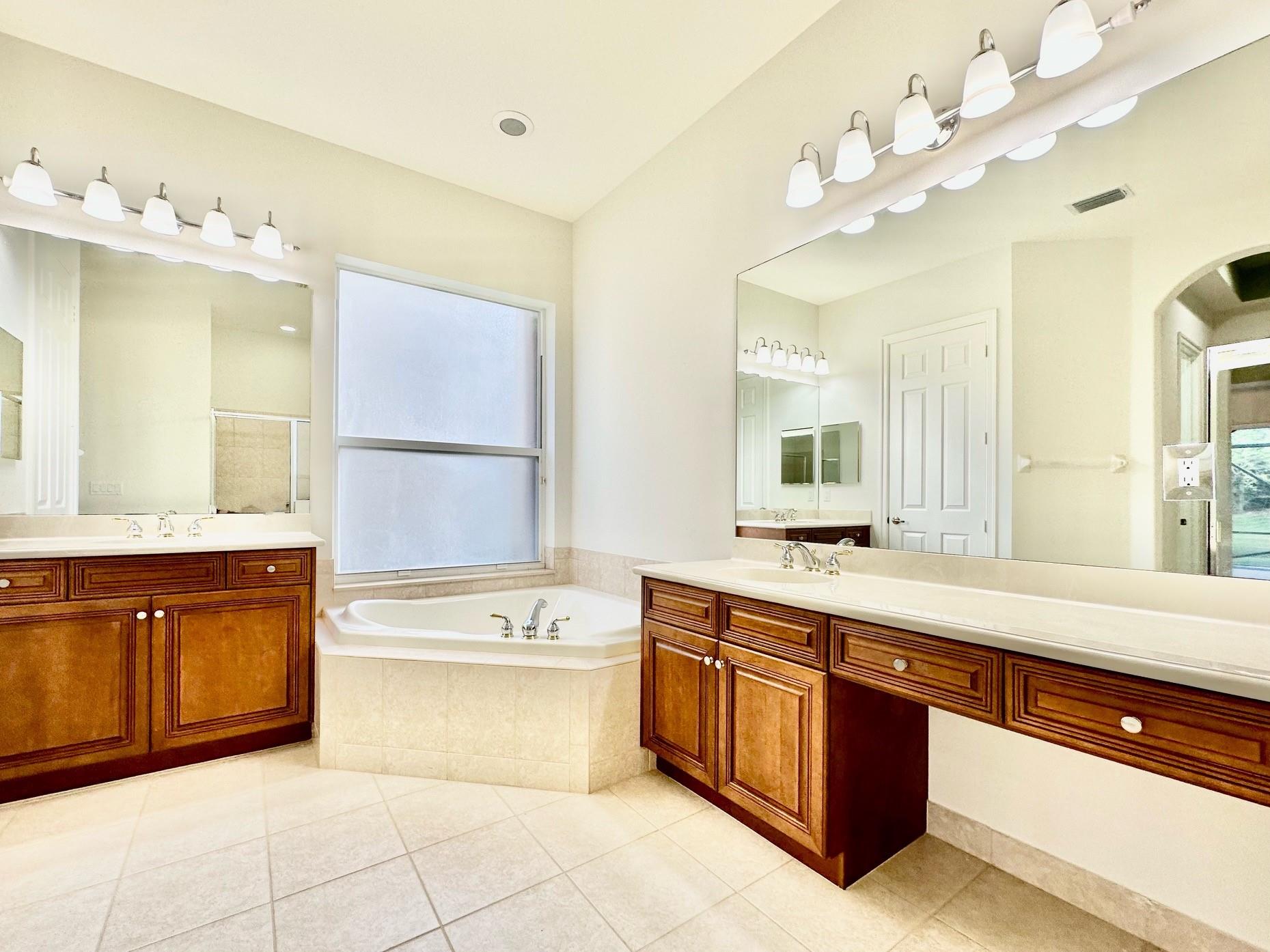 HERON BAY - Residential Lease