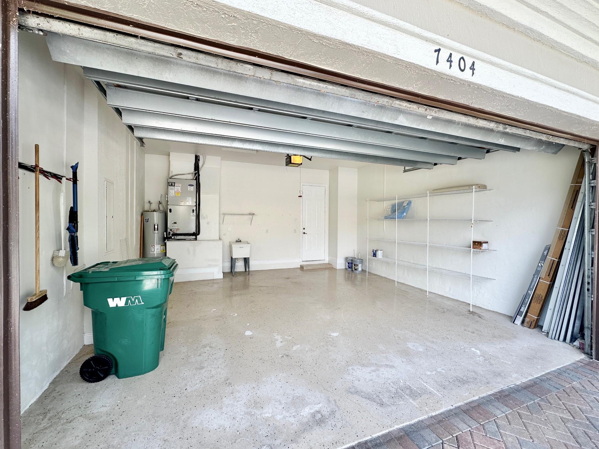 HERON BAY - Residential Lease