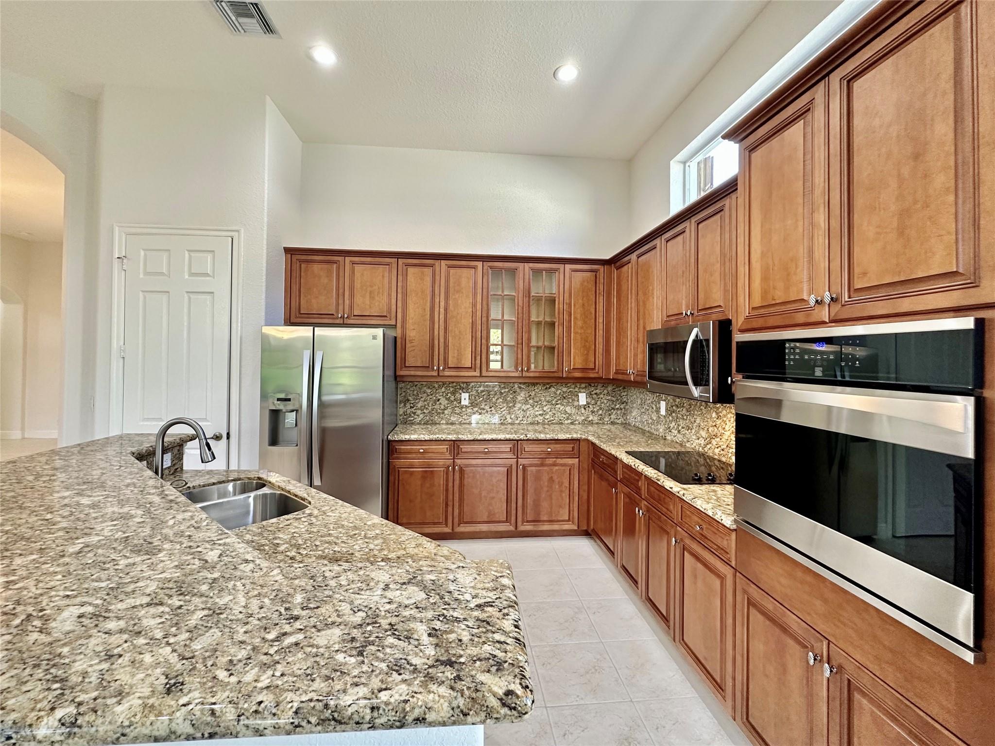 HERON BAY - Residential Lease