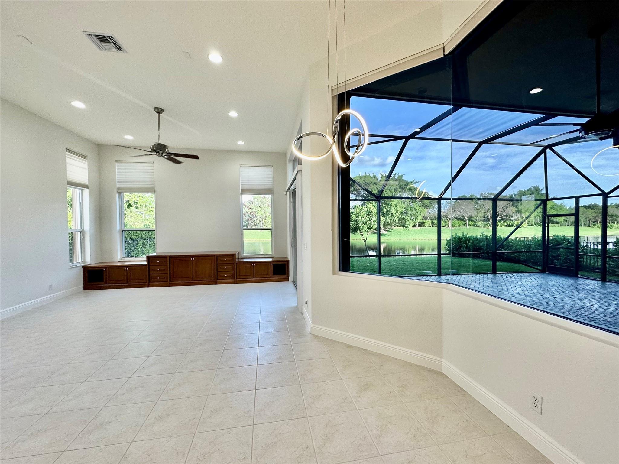 HERON BAY - Residential Lease