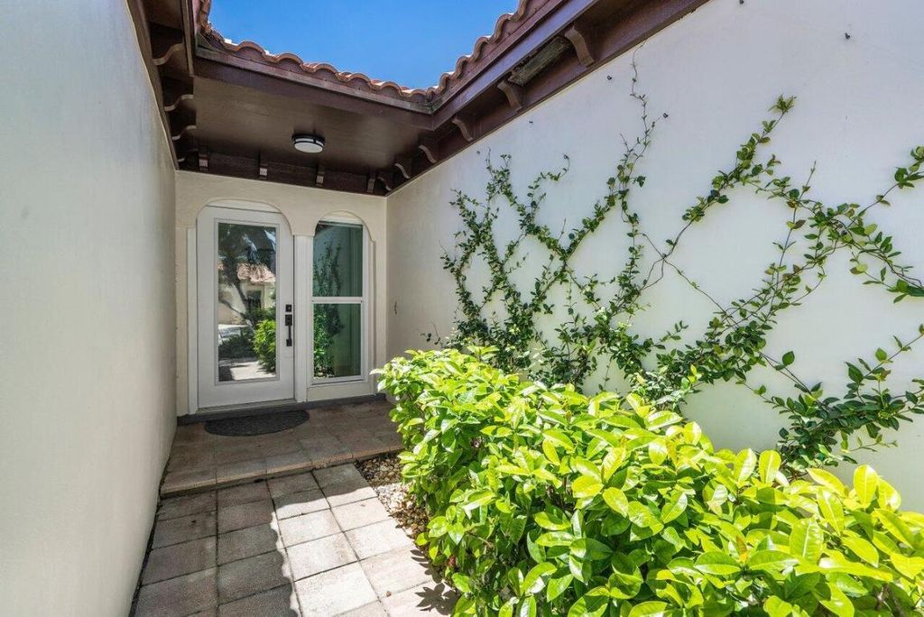 Photo of 1474 Via Del Sol, Jupiter, FL 33477 (MLS # R10914579)