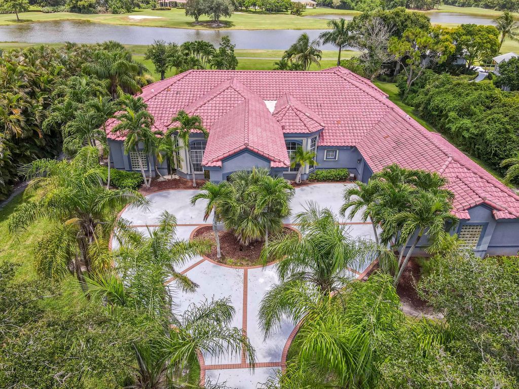 Photo of 11699 Blackwoods Lane, Palm Beach Gardens, FL 33412 (MLS # R11111487)