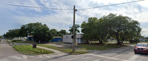 1246 N 16th St St Petersburg FL 33705