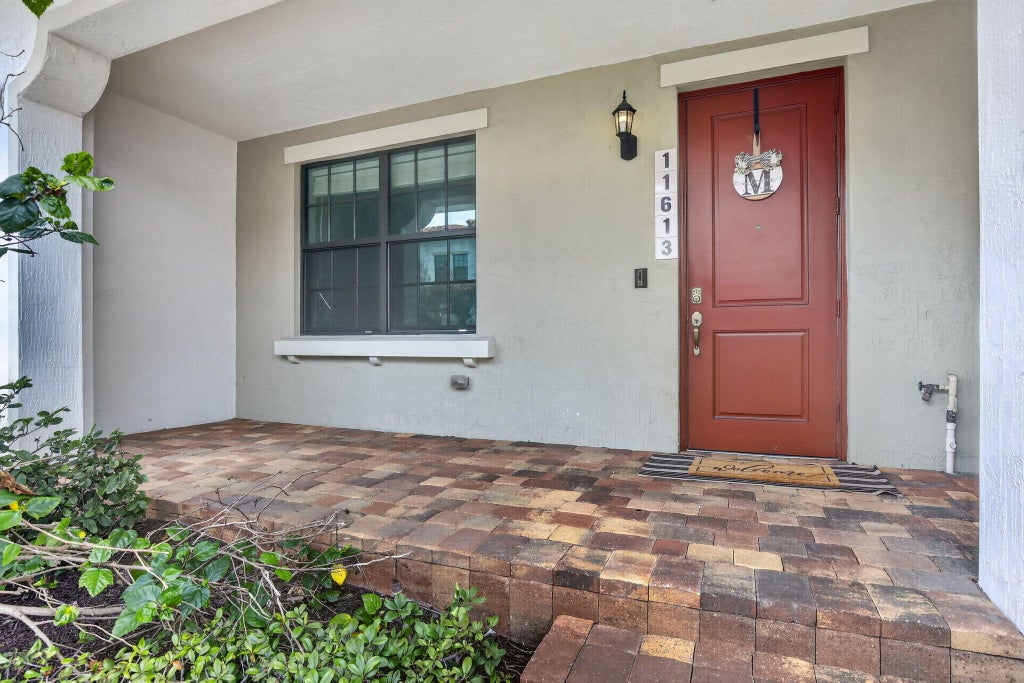 Photo of 11613 SW 13th Court, Pembroke Pines, FL 33025 (MLS # B26039724)