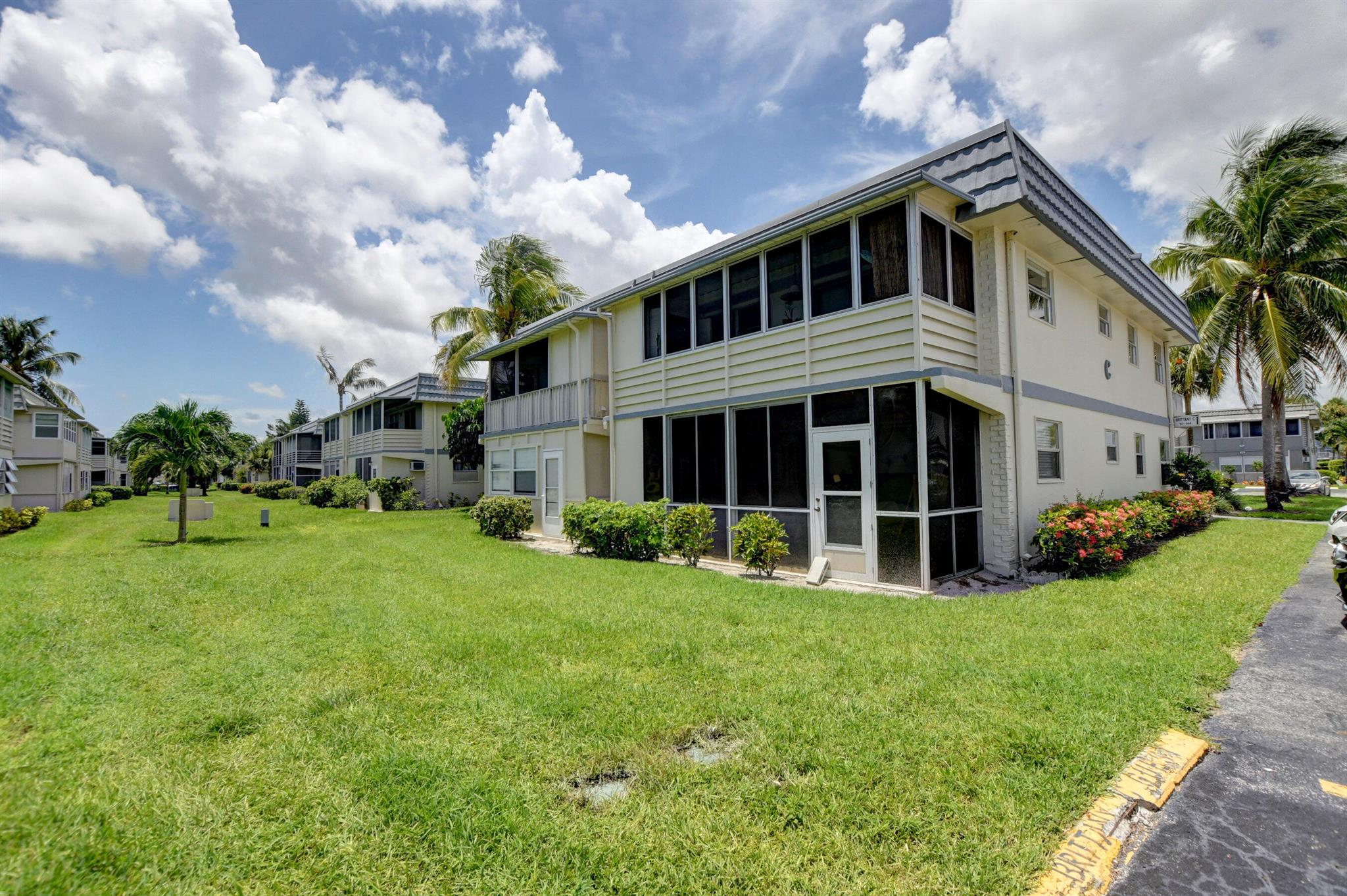 KINGS POINT - Residential