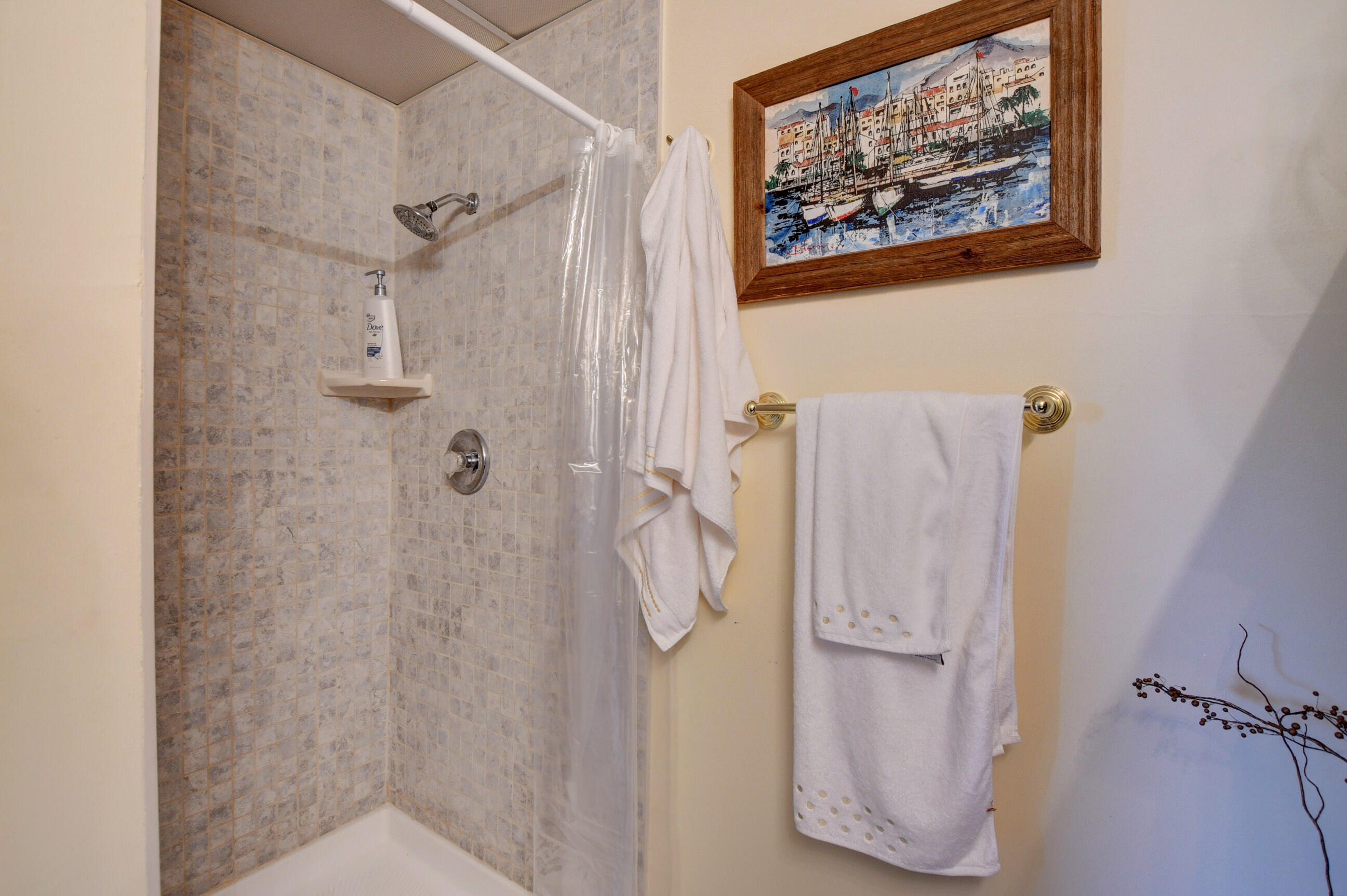 KINGS POINT - Residential