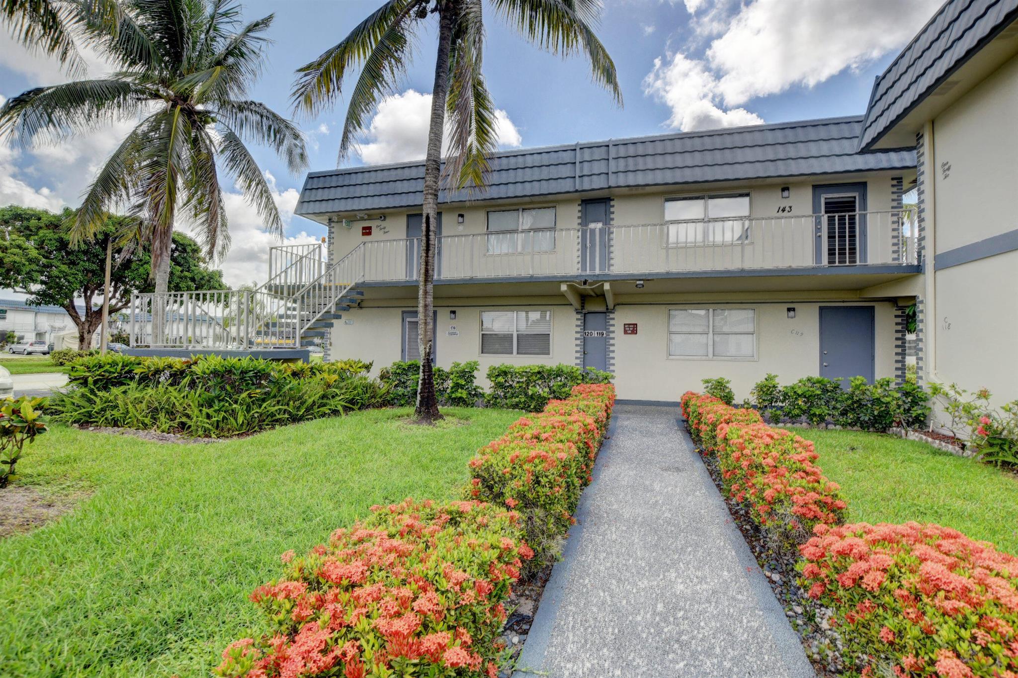 KINGS POINT - Residential
